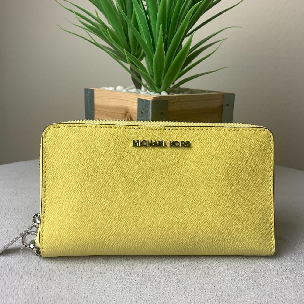 Michael Kors JST MD ZA Phone Holder